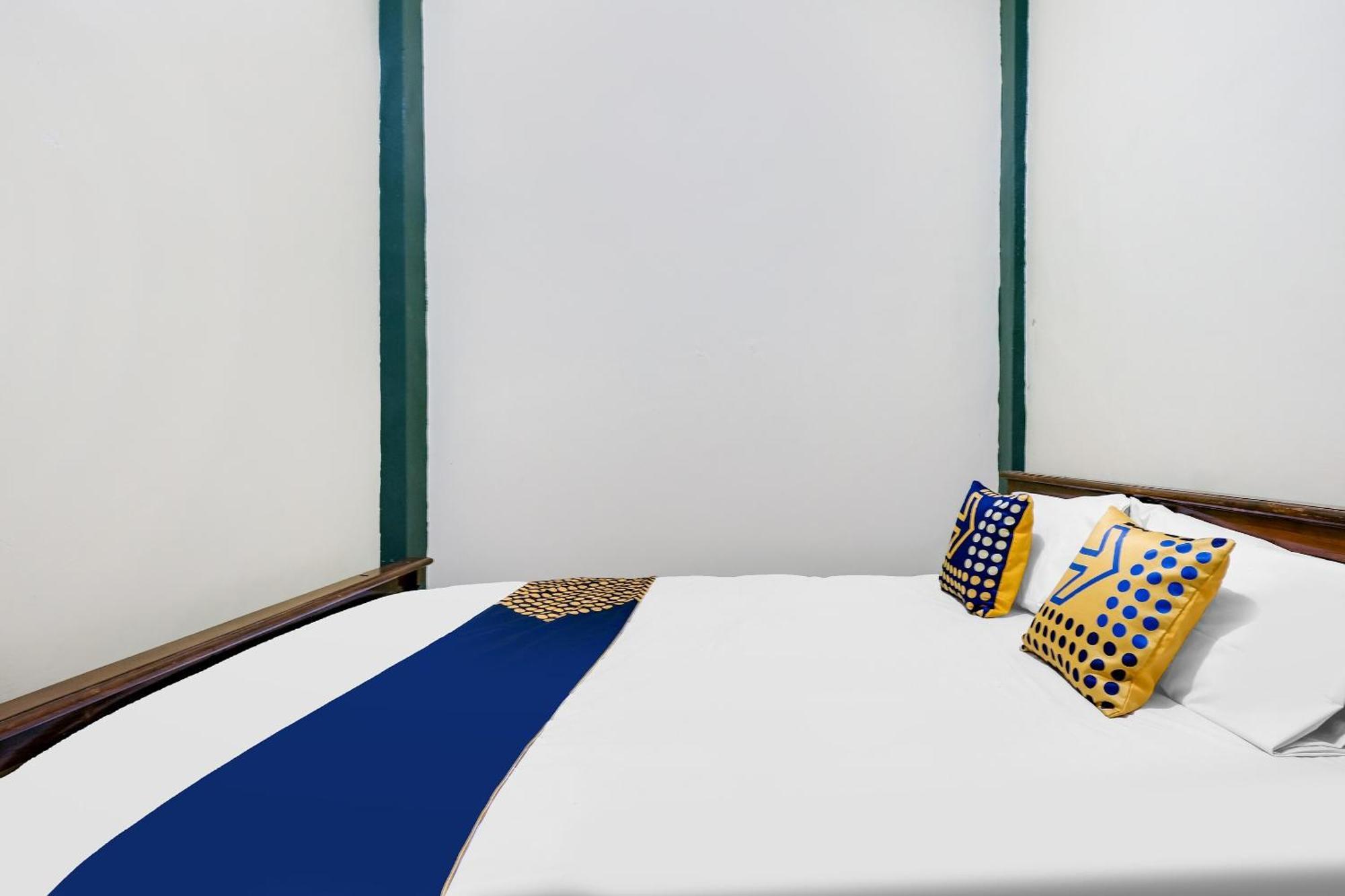 Spot On 92068 Pudja Kesuma Homestay Syariah 요그야카르타 외부 사진