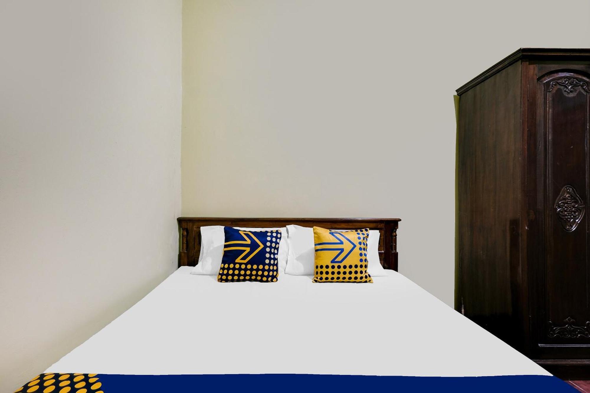 Spot On 92068 Pudja Kesuma Homestay Syariah 요그야카르타 외부 사진