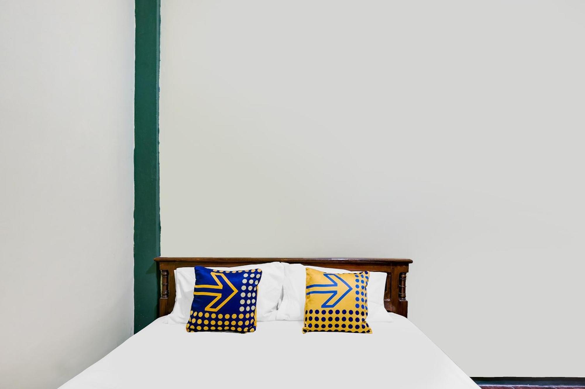 Spot On 92068 Pudja Kesuma Homestay Syariah 요그야카르타 외부 사진
