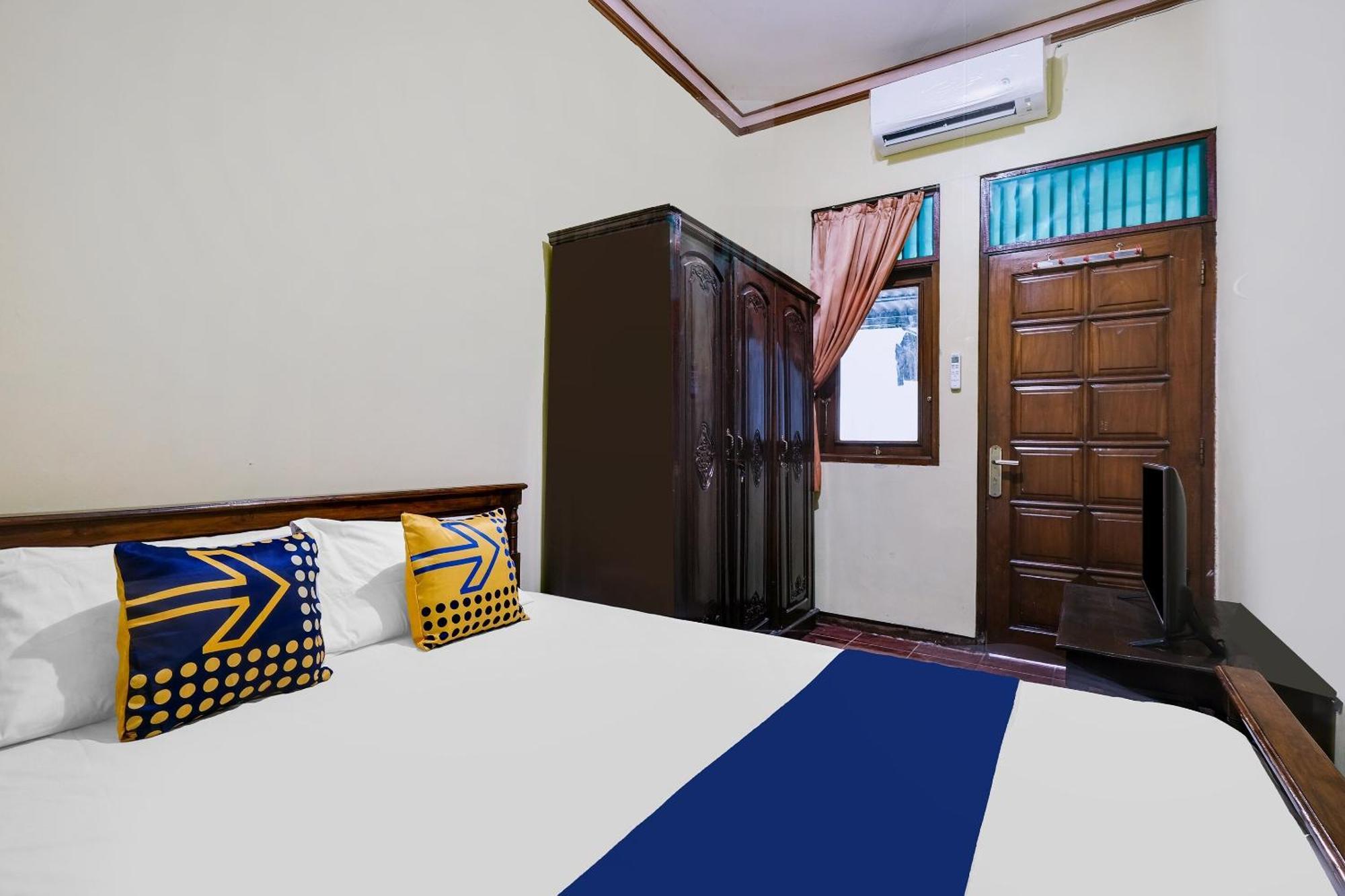 Spot On 92068 Pudja Kesuma Homestay Syariah 요그야카르타 외부 사진